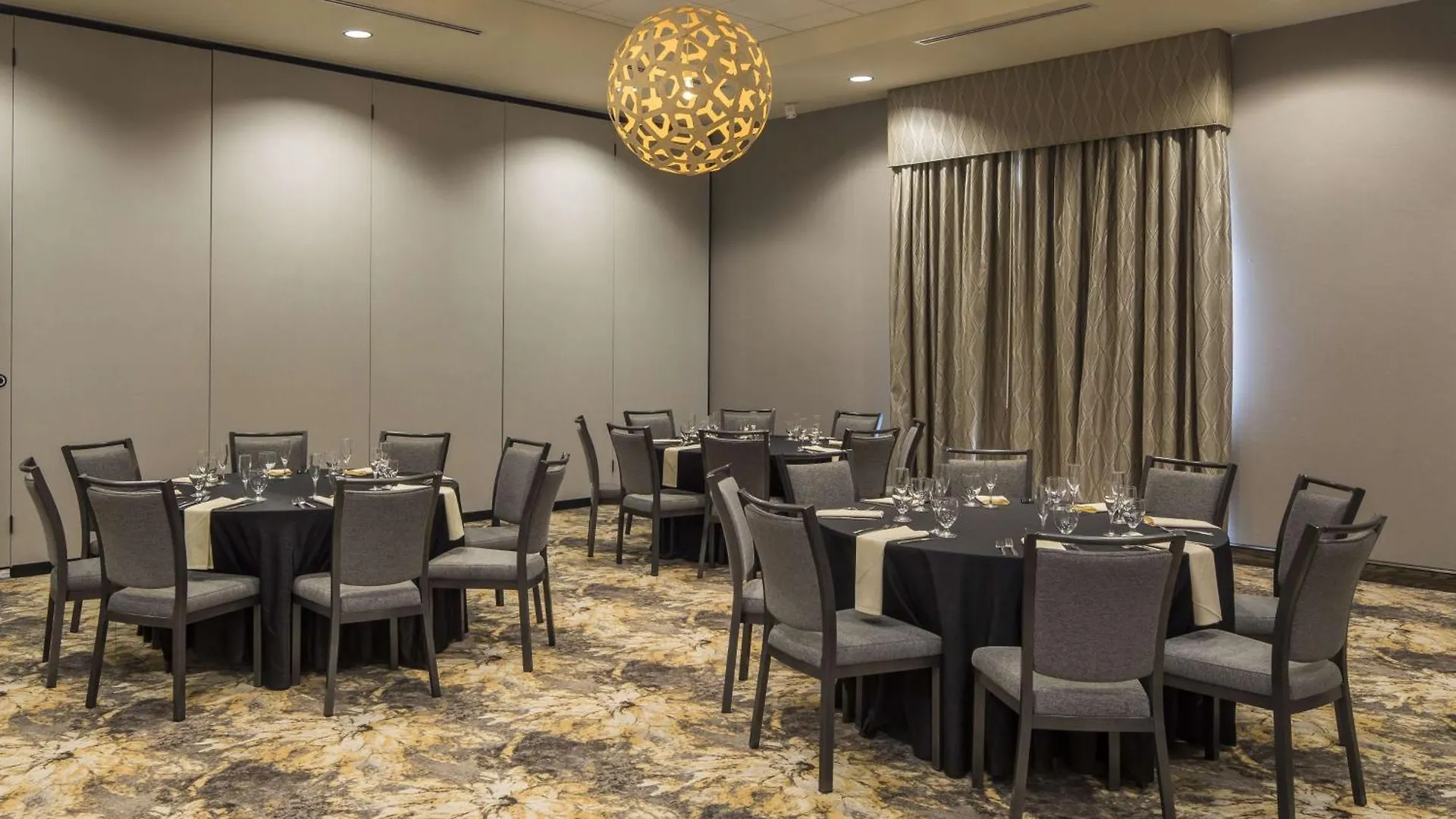*** Hotel Hilton Garden Inn Pittsburgh Airport Moon Township United States